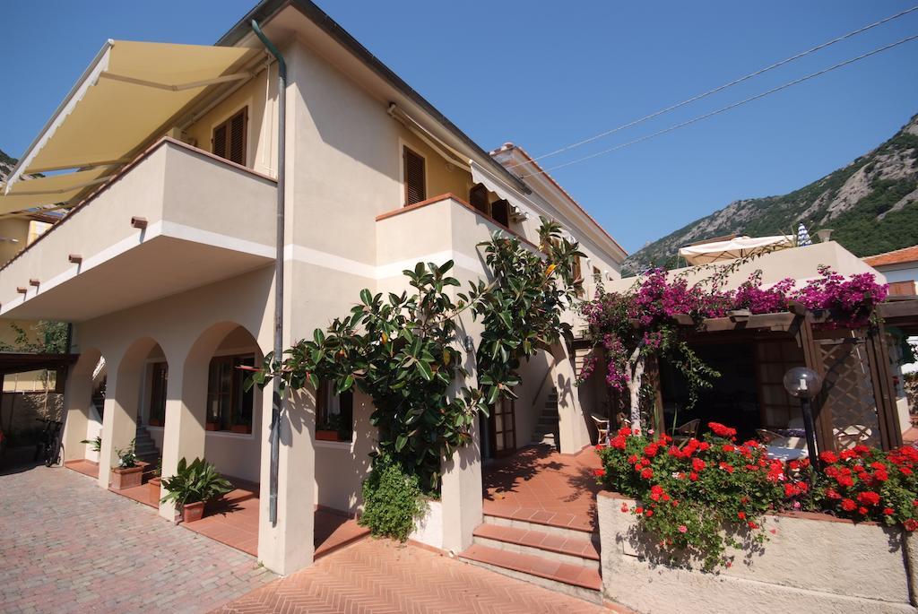 פומונטה Hotel Corallo מראה חיצוני תמונה