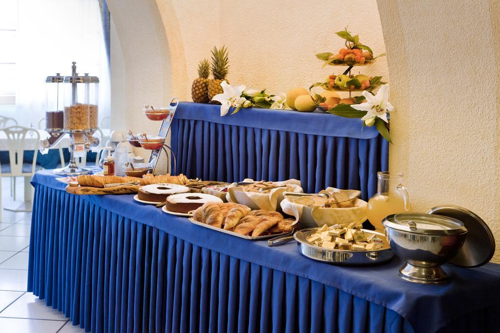 פומונטה Hotel Corallo מראה חיצוני תמונה
