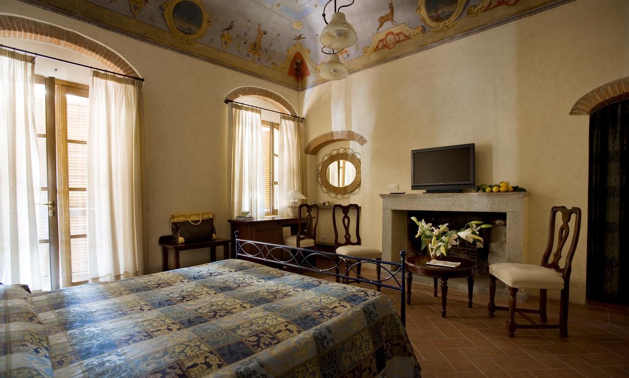 פומונטה Hotel Corallo מראה חיצוני תמונה