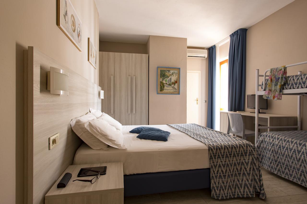 פומונטה Hotel Corallo מראה חיצוני תמונה