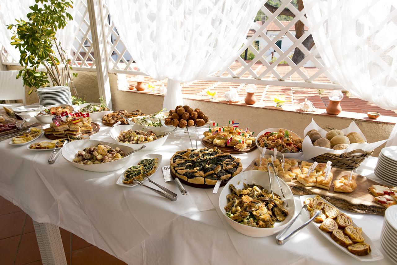 פומונטה Hotel Corallo מראה חיצוני תמונה